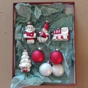 EUC set of eight small glass Christmas ornaments with glitter accents